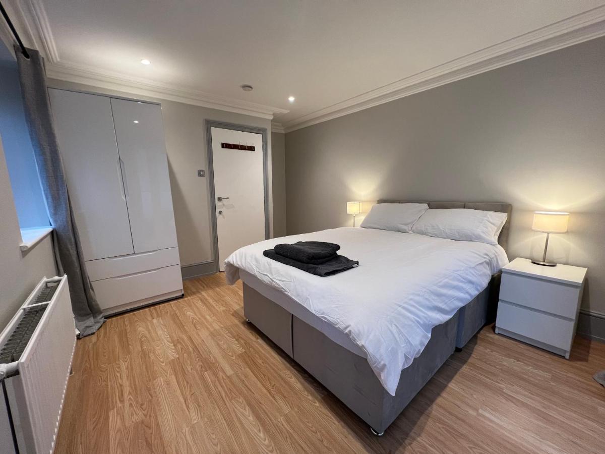 לונדון Lovely 2-Bedroom Victorian Flats מראה חיצוני תמונה