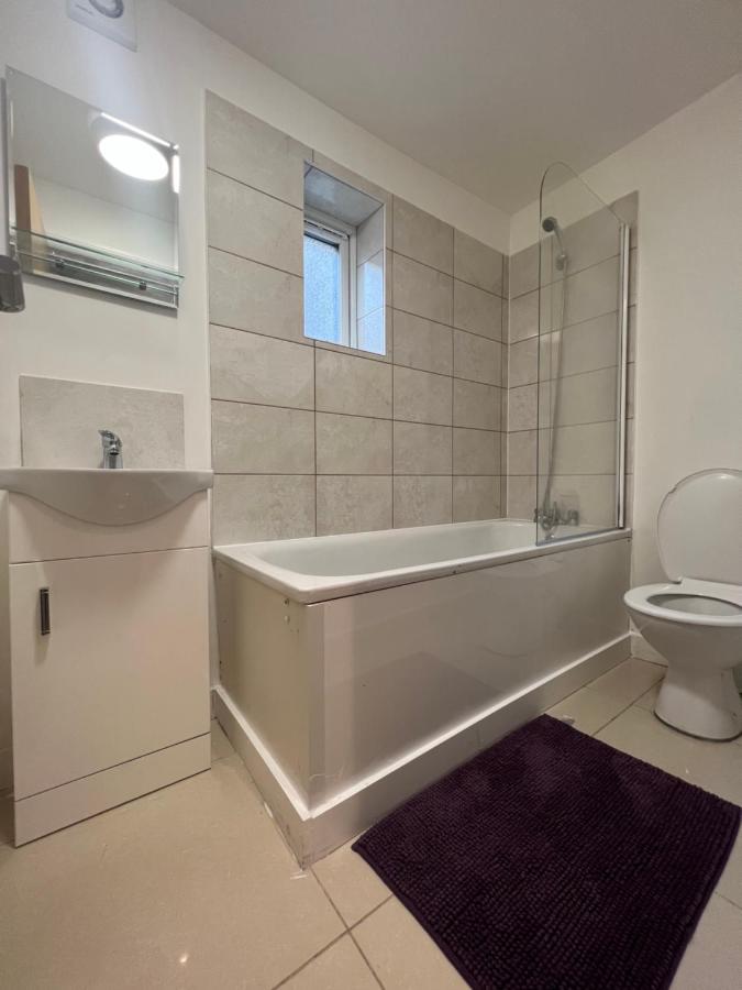 לונדון Lovely 2-Bedroom Victorian Flats מראה חיצוני תמונה